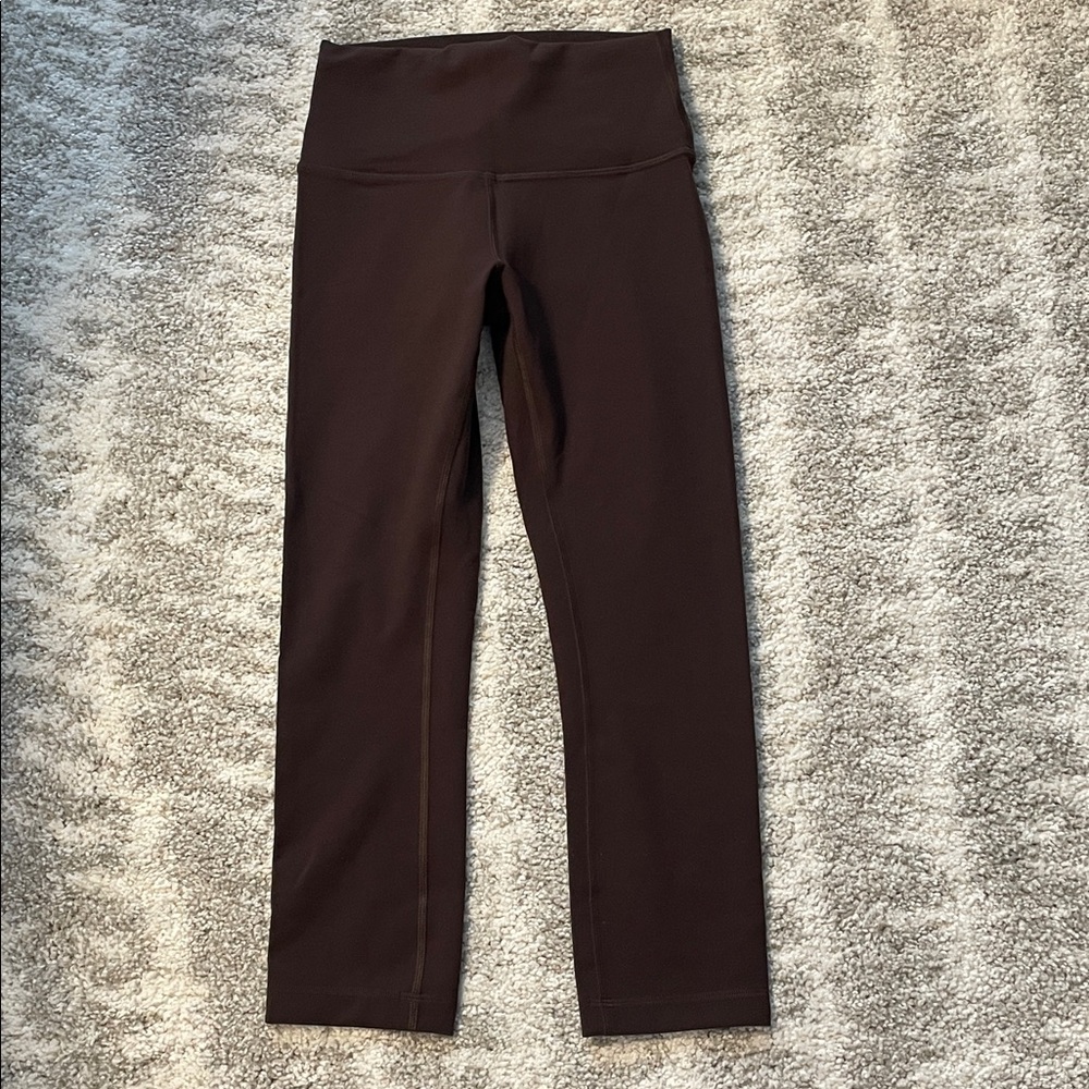 Lululemon Wunder Train High-Rise
Crop 21"
Espresso

- Like New - Picture 8 of 9